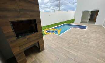 Imagem 4: Casa Térrea no Condomínio Florais Itália com 3 suítes pronta para morar