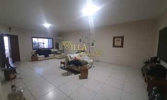 Imagem 4: Casa para Venda em Araçatuba, Vila Santo Antônio, 3 dormitórios, 2 suítes, 4 banheiros, 2