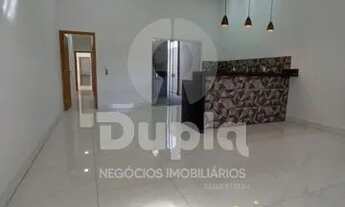 Imagem: Casa espaçosa de 2 quartos com área gourmet