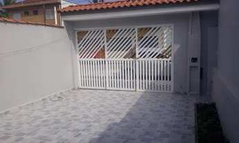 Imagem 2: CASA COM PISCINA À 70 METROS DA PRAIA