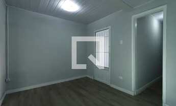 Imagem 4: Casa para Aluguel - Santa Teresinha, 2 Quartos, 75 m2