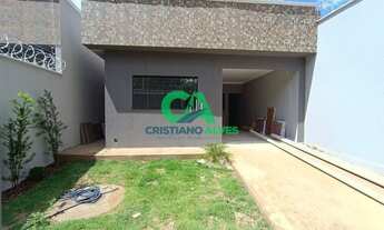 Imagem 3: Casa a venda em Aparecida de Goiânia setor vila Maria, todas no porcelanato, espaço Gourme