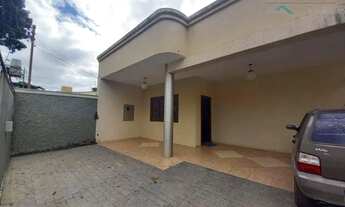 Imagem: Casa com 4 dormitórios à venda, 220 m²