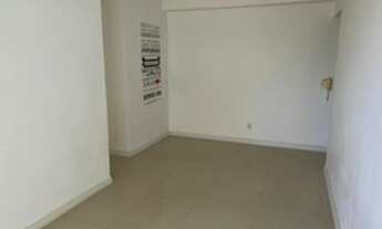 Imagem 2: Apartamento para aluguel possui 69 metros quadrados com 3 quartos em Piatã - Salvador - BA