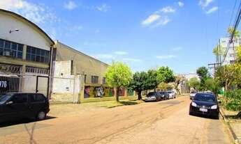 Imagem 3: Depósito/Pavilhão em Floresta