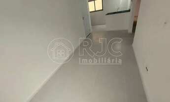 Imagem 3: Apartamento para venda possui 75 metros quadrados com 2 quartos em Tijuca - Rio de Janeiro