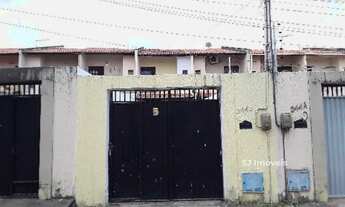 Imagem: Casa duplex com 2 suítes e quintal no Parque