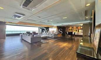 Imagem 2: Imóvel a Venda na Beira Mar | 330m² | 4 Suítes e 4 Vagas | DCE | Bem localizado