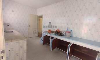 Imagem 4: Oportunidade - Casa Comercial ou Residencial - Jardim Leonidia - Jacareí - 3 Dormitórios