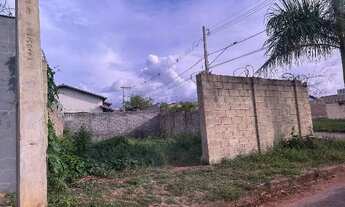 Imagem: Lote de esquina murado 208 metros