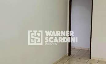 Imagem 2: Casa Espaçosa com 224m², 2 Quartos, Varanda e Garagem para 2 Carros