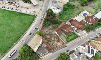 Imagem 3: Lote a Venda em frente ao SESC!