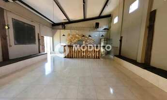 Imagem: Casa comercial disponível para locação