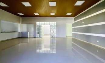 Imagem 7: Imóvel Comercial Premium: Versatilidade e Modernidade para o seu Negócio