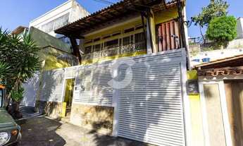 Imagem: Casa com 5 dormitórios à venda, 216 m²