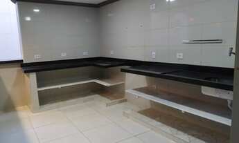 Imagem 4: Casa Duplex de Esquina no Siqueira