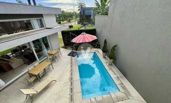 Imagem: Sobrado à venda, localizado no Cond. Sea