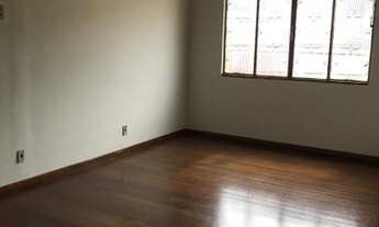 Imagem 2: Vendo casa área central