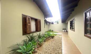 Imagem 4: CASA no SAGUAÇÚ com 3 quartos para VENDA, 393 m²