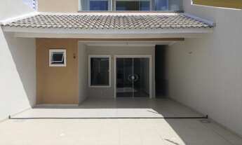 Imagem 2: Casa Dupléx, 4 suítes, deck, churrasqueira e preço bom!!