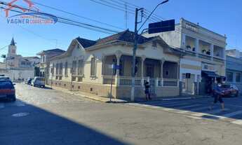 Imagem: Casa na Praça de Lorena - SP