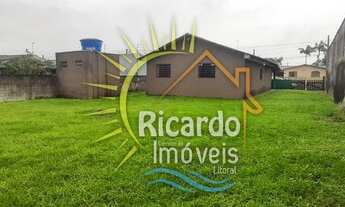 Imagem 6: EXCELENTE RESIDÊNCIA EM BALNEÁRIO IPANEMA  Próximo ao comércio local, distância de 211 met