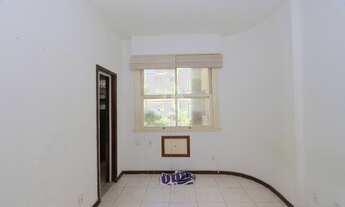 Imagem 2: KITNET/CONJUGADO EM RUA TRANQUILA