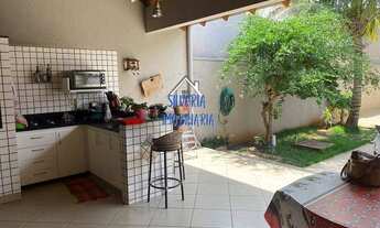 Imagem 5: Sobrado para venda possui 228 metros quadrados com 4 quartos em Jd Oracilia - Campo Grande