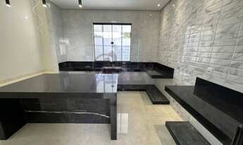 Imagem 4: Belissima casa com fachada moderna no bairro Ibituruna<br><br>