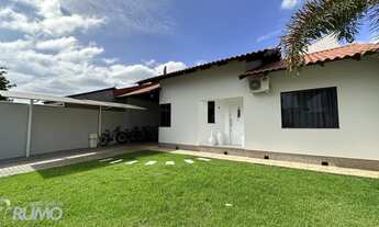 Imagem 3: Linda casa com piscina