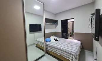 Imagem 3: Casa para venda possui 130 metros quadrados com 3 quartos em Centro - Itapema - SC