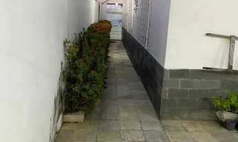 Imagem 2: CASA NA FAROLÂNDIA 5 QUARTOS