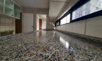 Imagem 3: Vendo excelente apartamento nos Aflitos, 115m², 3 quartos (1 suíte), DCE, 2 vagas, 3 banhe