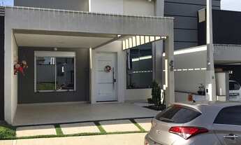 Imagem: Linda casa com 3 quartos no Cond. Jardins