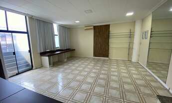 Imagem 7: Casa para venda possui 350 metros quadrados com 4 quartos