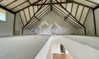 Imagem 7: Apartamento duplex à venda em Itaipava, Petrópolis/RJ, com 3<br>Quartos (2 suítes)