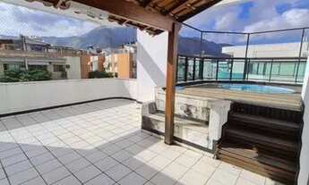 Imagem 2: Cobertura duplex para aluguel tem 199 metros quadrados com 4 quartos