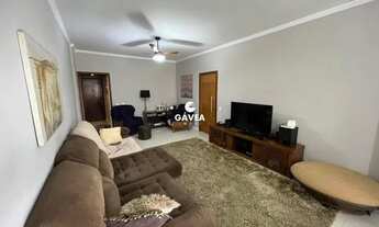 Imagem 3: Apartamento da Ponta da Praia, 3 dormitórios sendo 1 suíte com varanda na sala e vaga dema