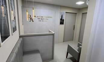 Imagem: Sala comercial, com ar, no CT Plaza, vizinho