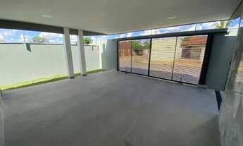 Imagem 3: Casa com piscina alto padrão de acabamento em Poconé MT