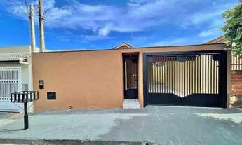 Imagem: VENDO CASA NO TUCUMÃ