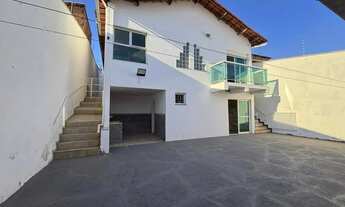 Imagem: Casa à venda, 3 quartos, 1 suíte, 3 vagas