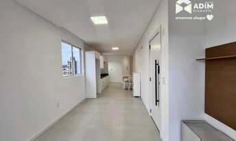 Imagem 4: Aluguel Anual: Apartamento 2 quartos sendo 1 suíte semi mobiliado no Tabuleiro em Camboriú