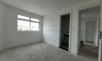 Imagem 7: Sobrado à Venda 3 Quartos sendo 1 Suíte e Terraço no Xaxim