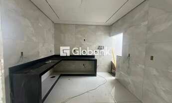 Imagem: Casa à Venda em Montes Claros - Residencial