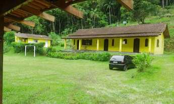 Imagem 5: Sitio com piscina