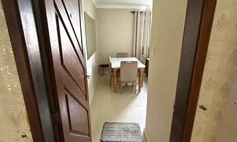 Imagem 4: Apartamento Reformado 59 m² 1º Andar Portaria Rua silenciosa. Nascente