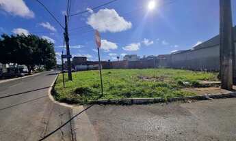 Imagem 4: Lote comercial de esquina com 2 frentes na Avenida Independência