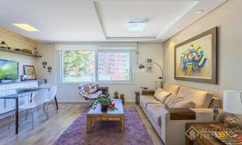 Imagem: Apartamento semimobiliado com 64m², sacada