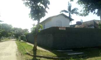 Imagem 2: Casa de esquina com piscina R$ 580 mil